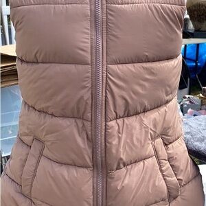 Old Navy Puffer Vest